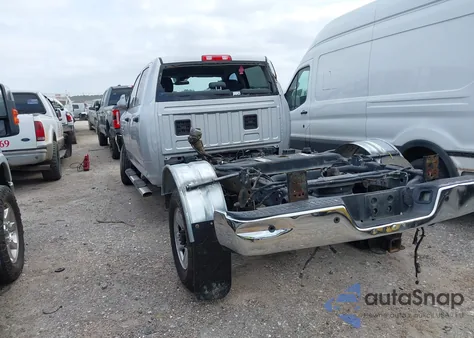 2018 Ram 2500 Tradesman 4X4 8' Box z USA, uszkodzony, nr VIN 3C6UR5HLXJG185083